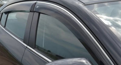 Ветровики клеящиеся Cobra tuning Toyota Camry с 2018 SD с хромом - фото