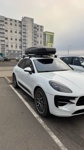 Автобокс LUX Tavr 197 черный матовый + багажник Lux D на Porsche Macan- фото