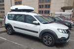 Автобокс LUX Tavr 197 белый глянец + багажник Turtle Air1 на Lada Largus Cross- фото